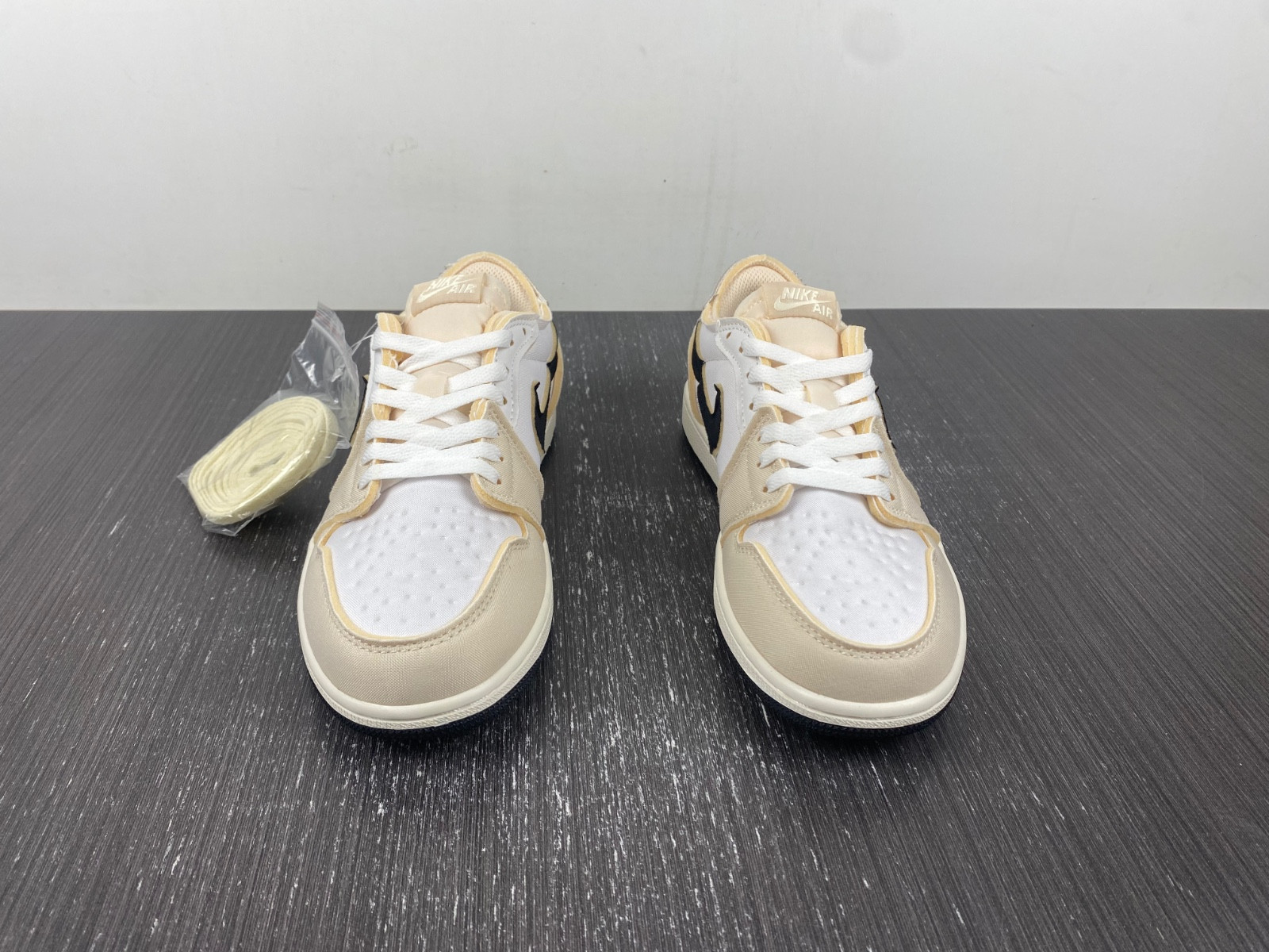 air jordan 1 low og ex "sail" dv0982-100