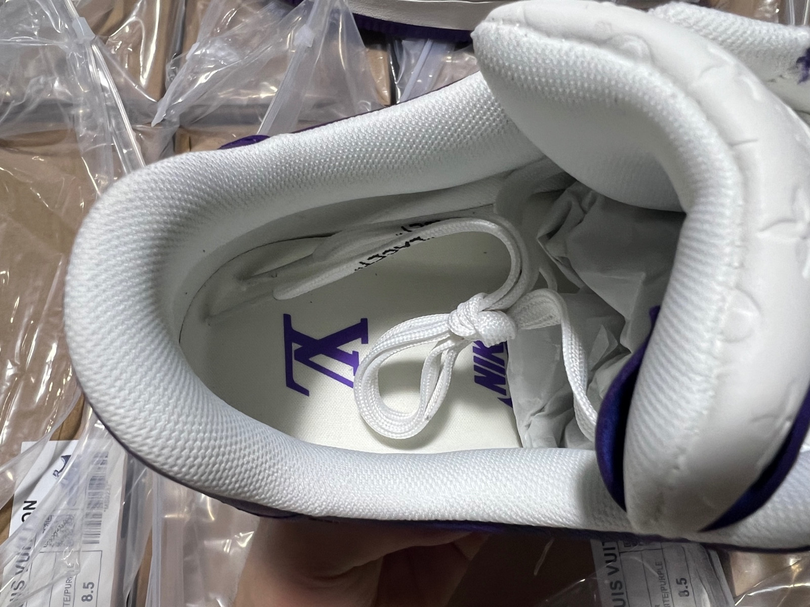 lwe sneaker