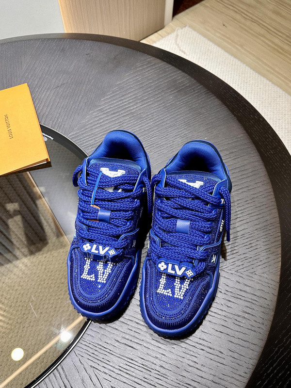 lwe sneaker