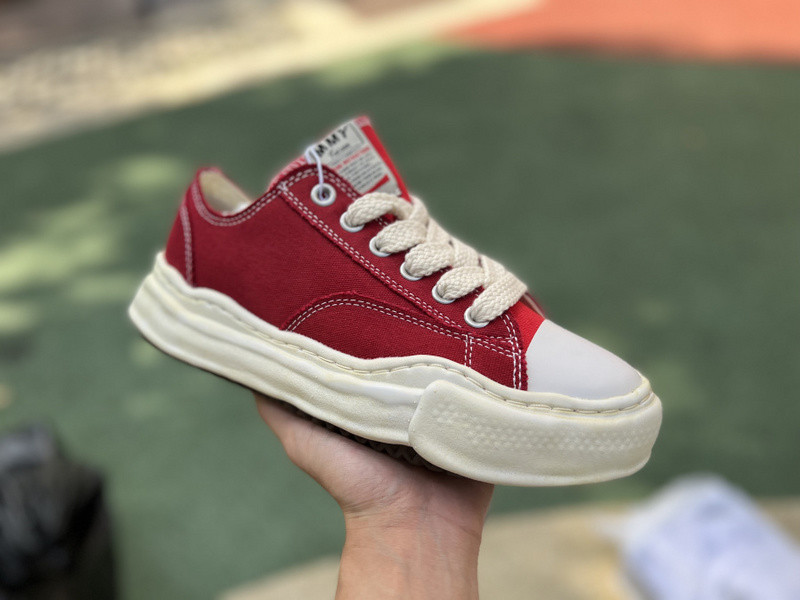 mmy sneaker 0067