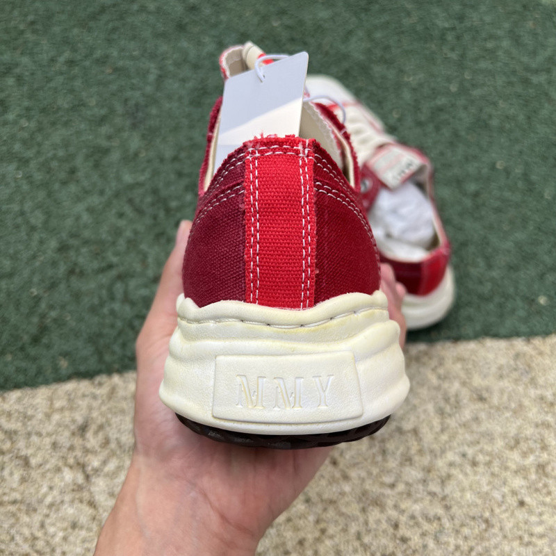 mmy sneaker 0067