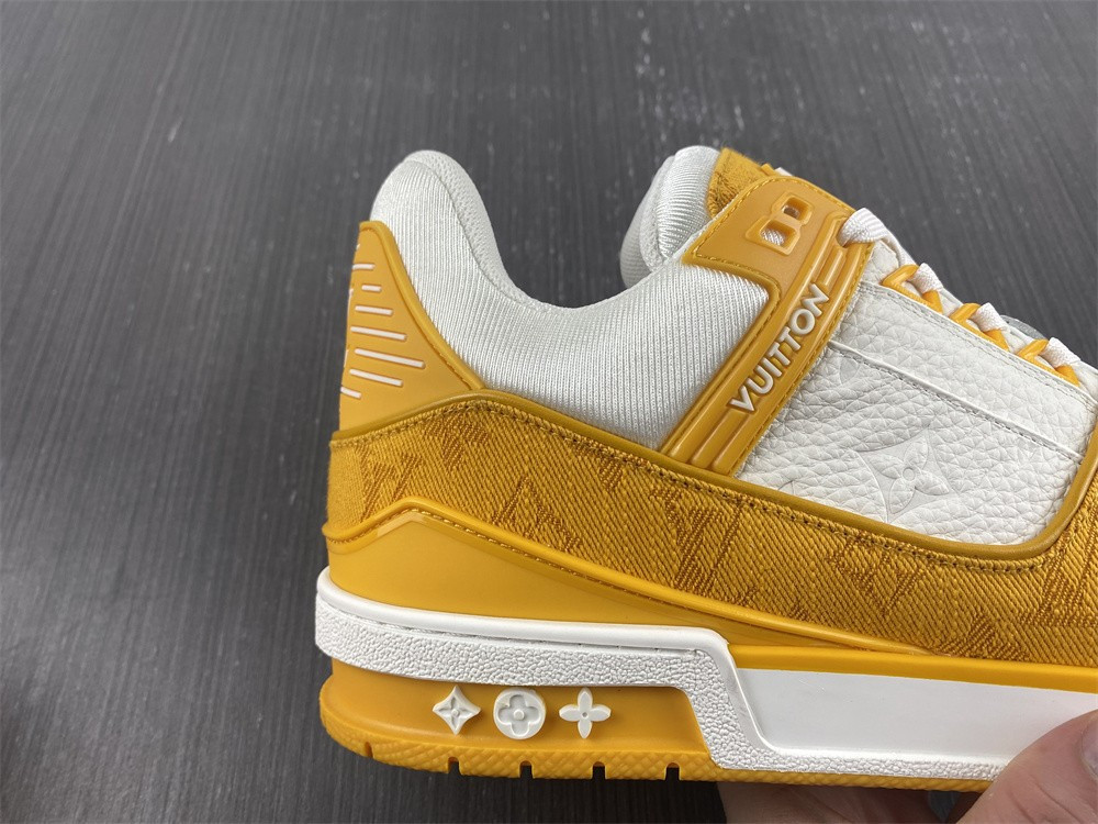 lwe sneaker