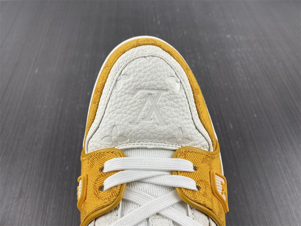 lwe sneaker