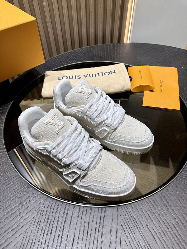 lwe sneaker