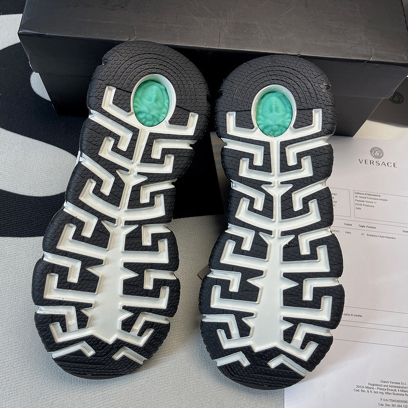 vesace sneakers