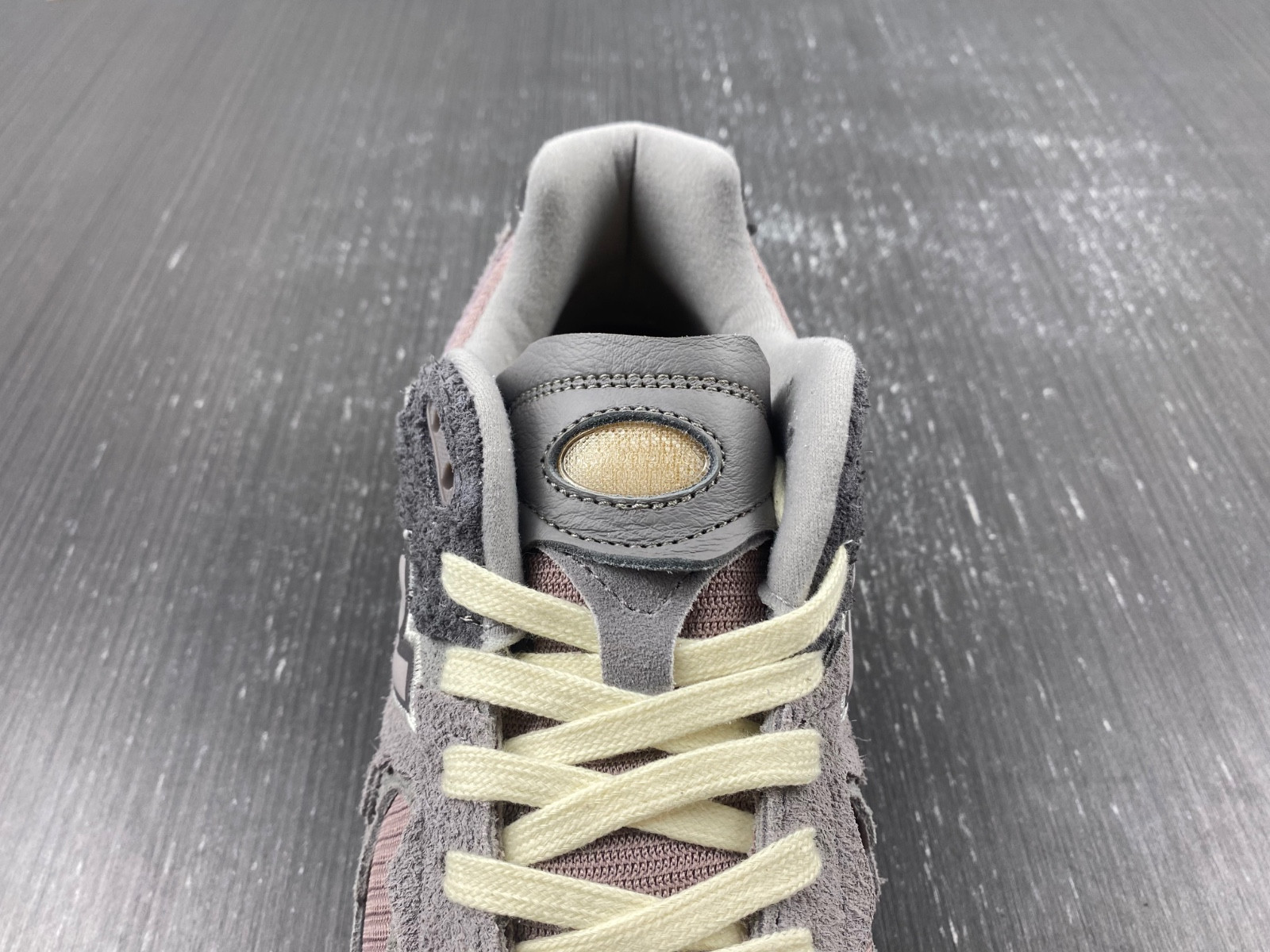 new balance 2002r "protection pack" - m2002rdy