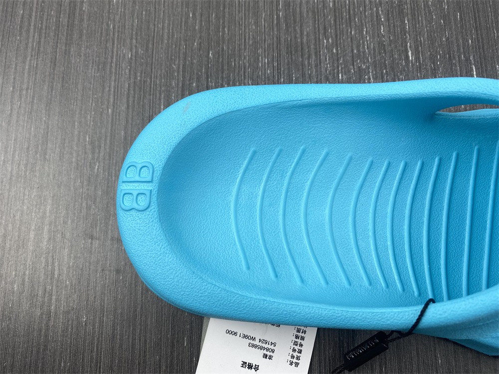 Ba*len*cia*ga mold slide sandal lake blue
