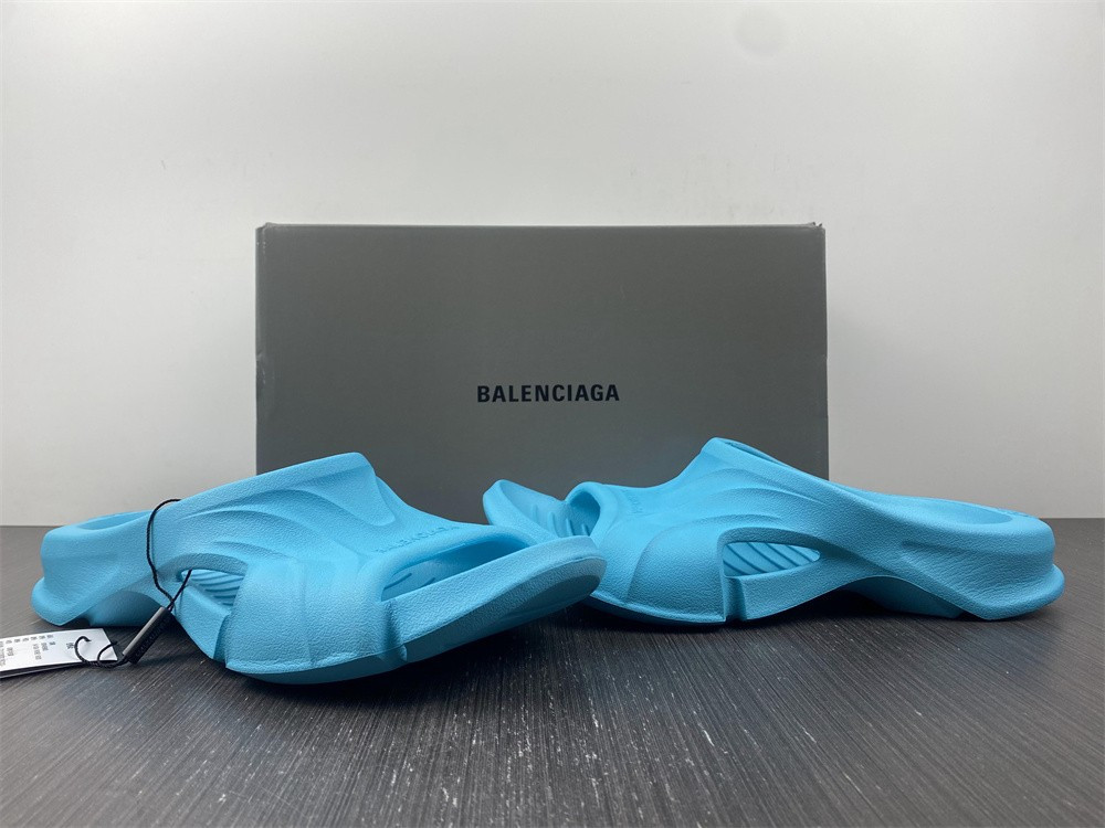 Ba*len*cia*ga mold slide sandal lake blue