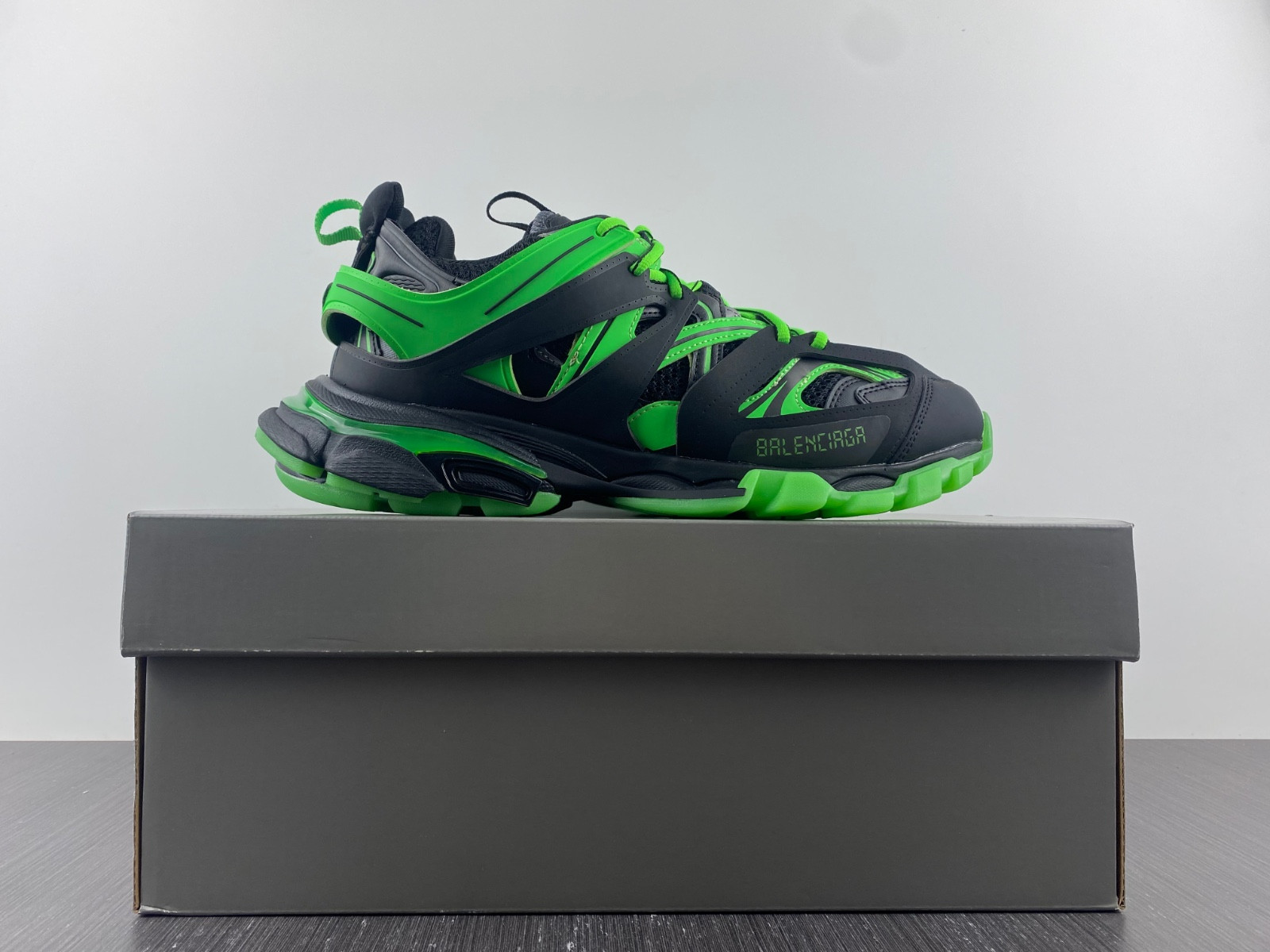Ba*len*cia*ga track.3 sneaker