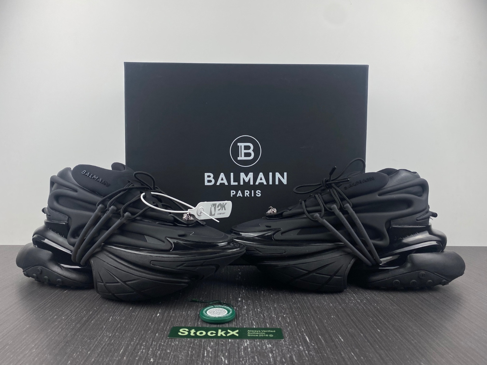 balmain leather unicorn low-top sneakers black men ym1vj309-knsc