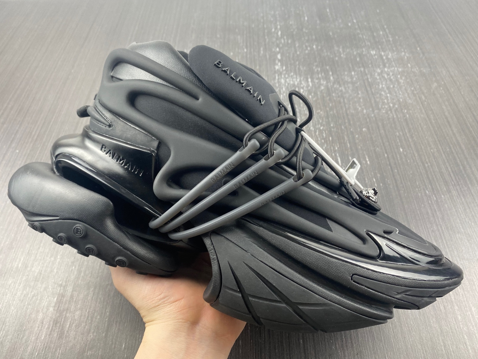 balmain leather unicorn low-top sneakers black men ym1vj309-knsc