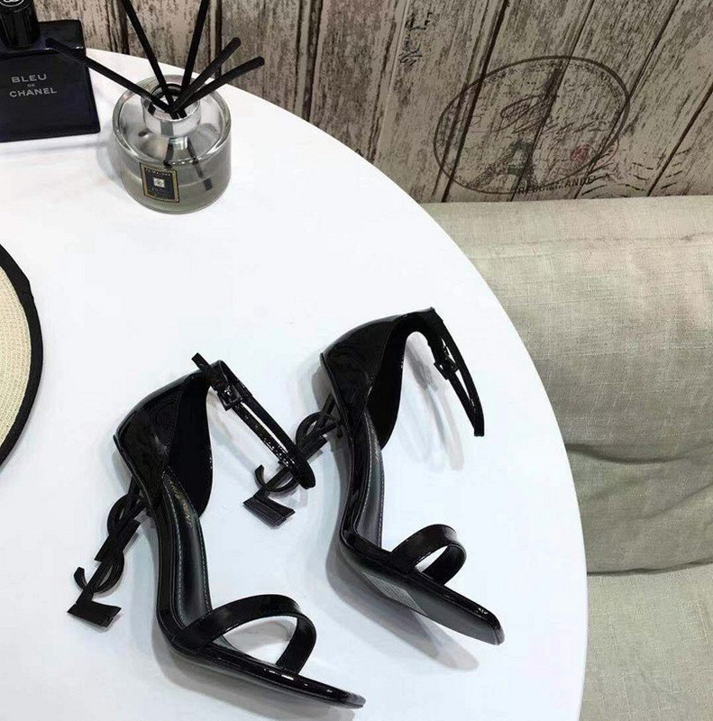 saint laurent