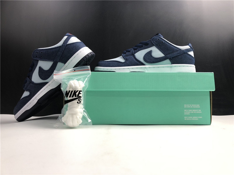 nike sb dunk low x concepts 854866-444