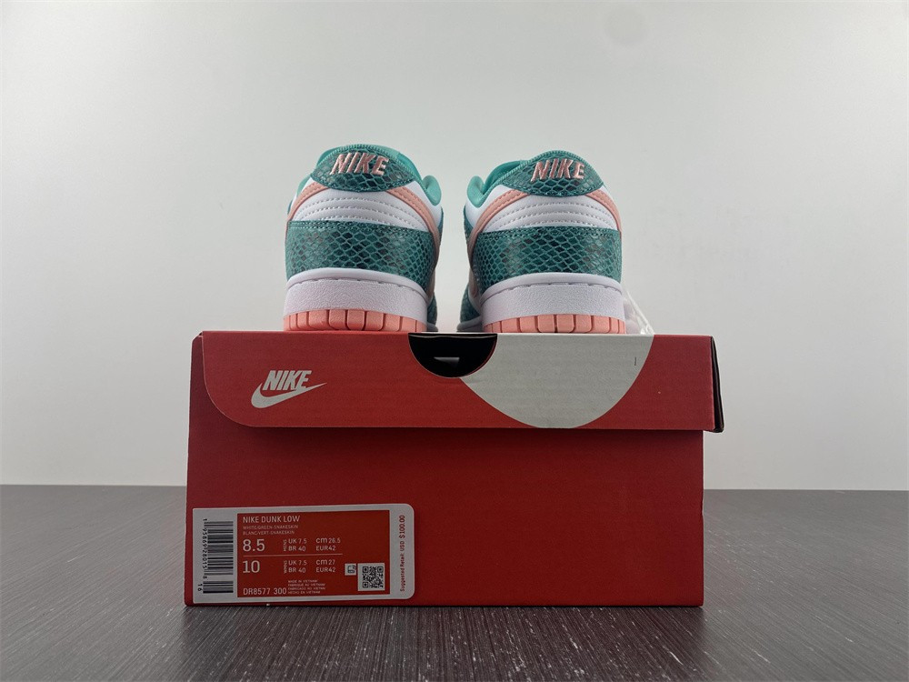 nike dunk low green snakeskin dr8577-300