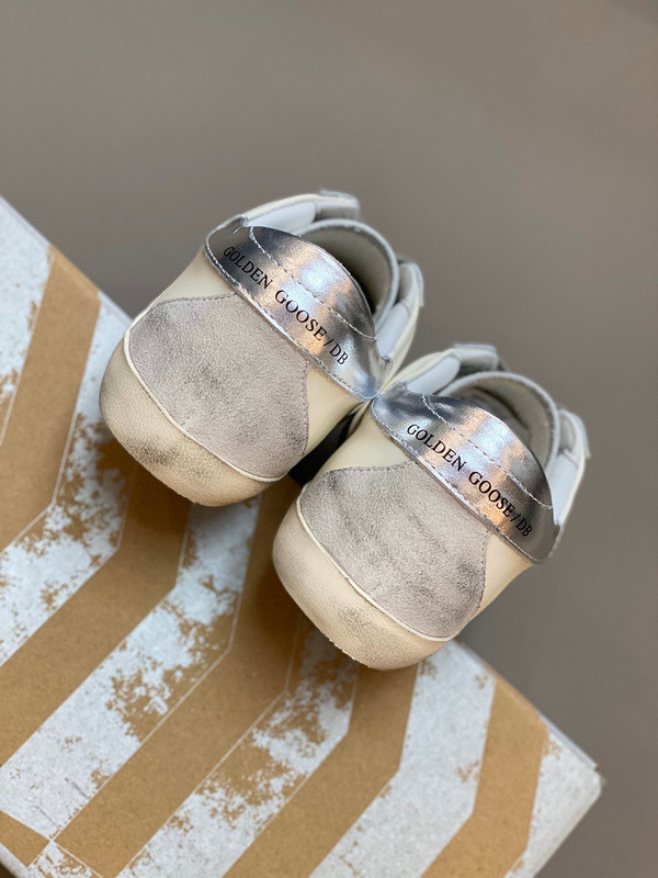 goldn gose sneaker
