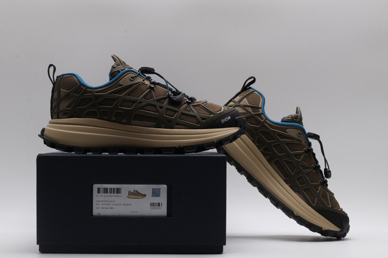 D*or b31 runner sneaker