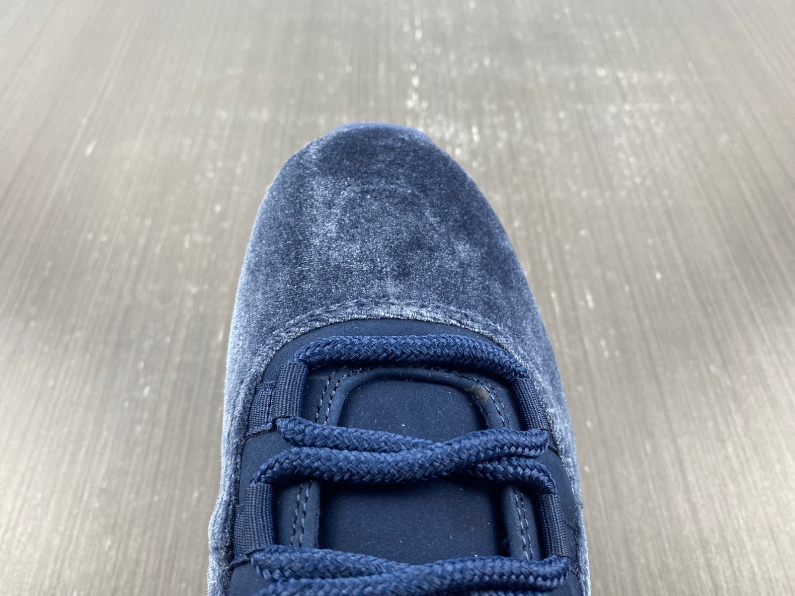 air jordan 11 midnight navy metallic silver white ar0715-441