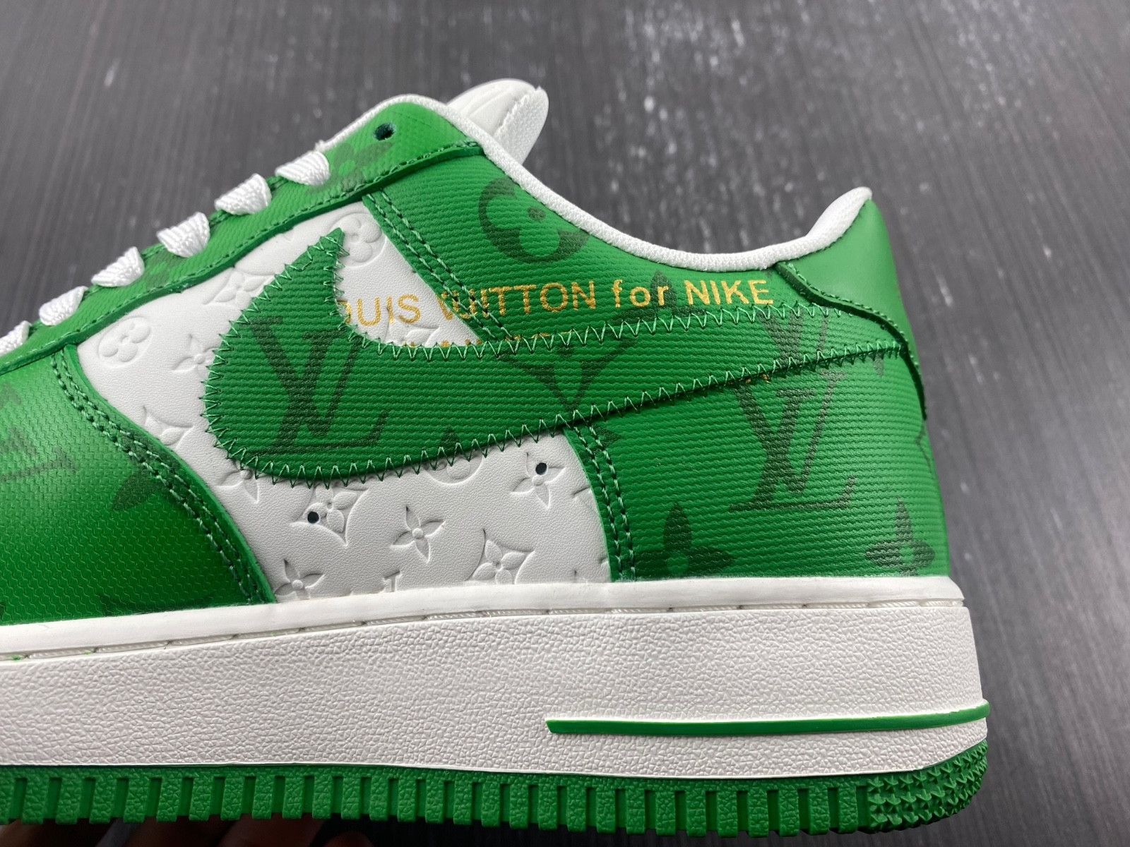 lwe sneaker