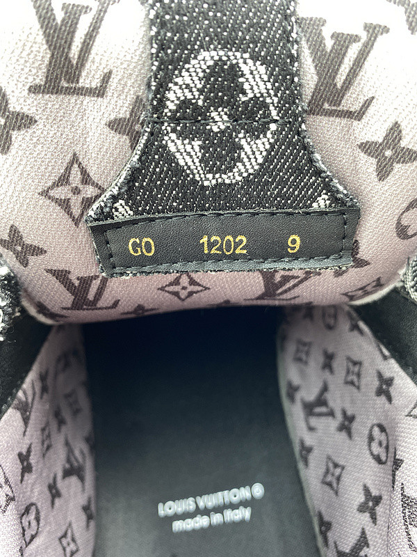 lwe skate sneaker