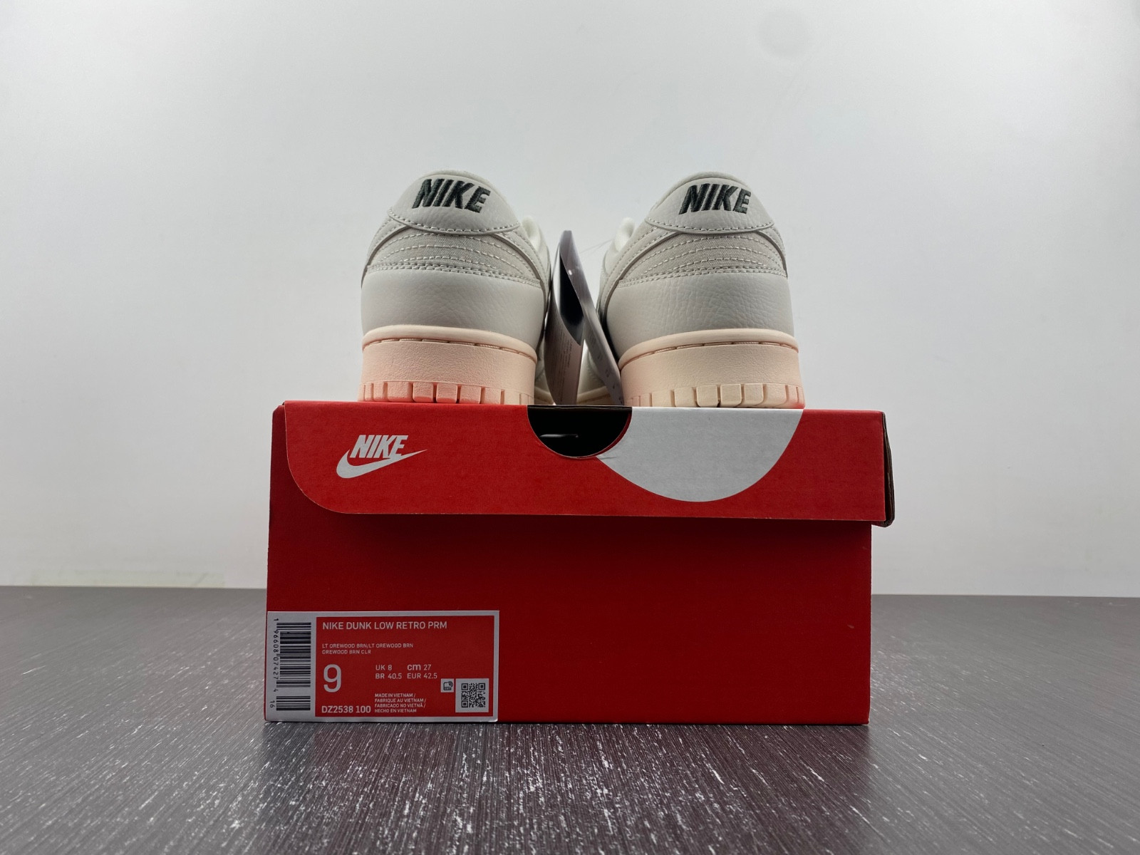 nike dunk low premium light orewood brown men