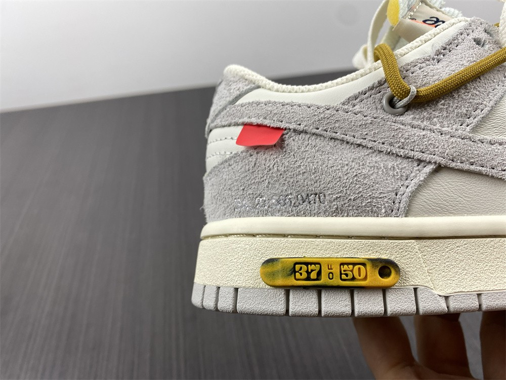 owt x dunk low 