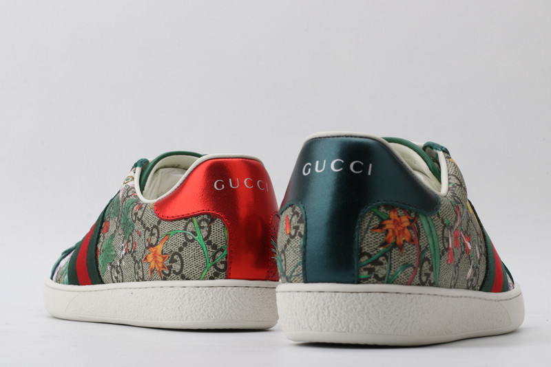G*u*i sneaker
