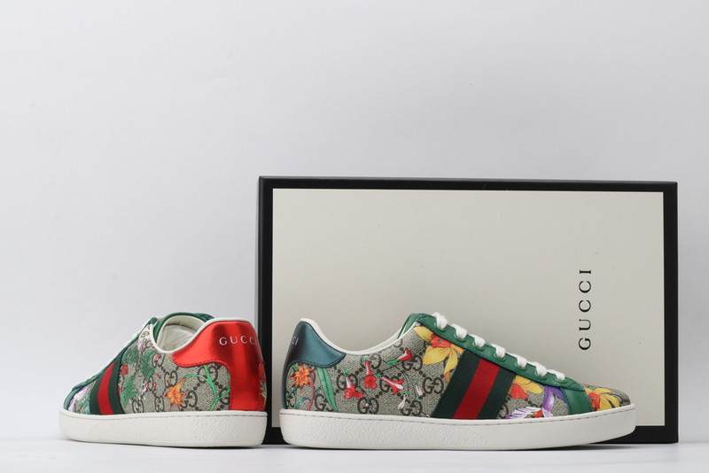 G*u*i sneaker