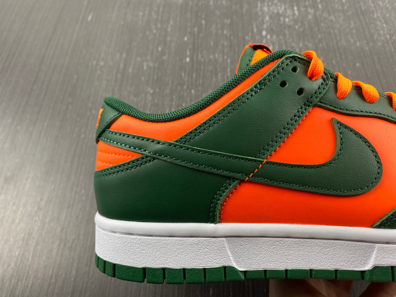 nike dunk low retro miami hurricanes - dd1391-300