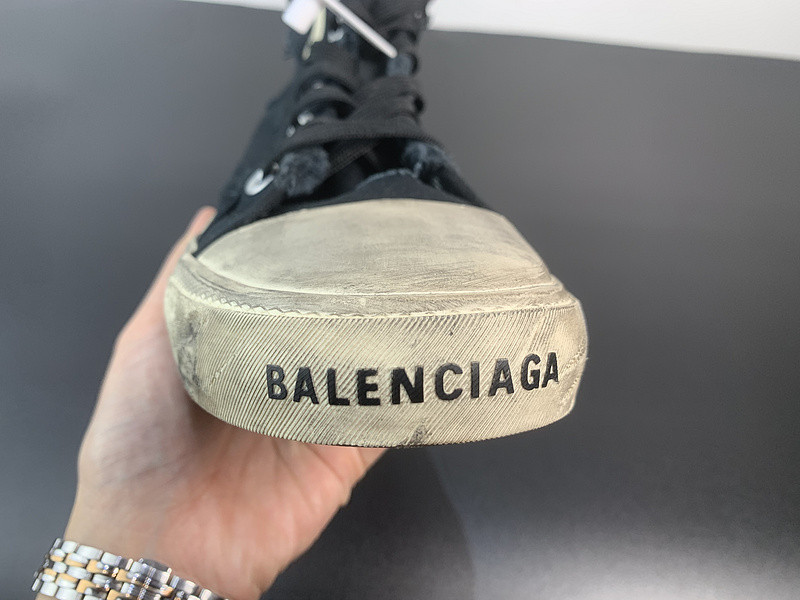 Ba*len*cia*ga men