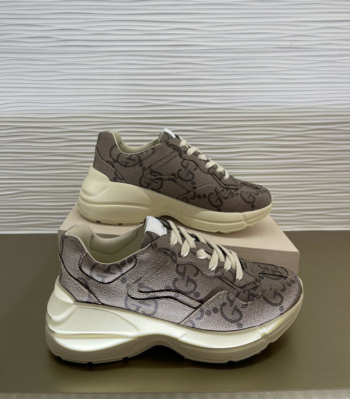 G*u*i sneaker