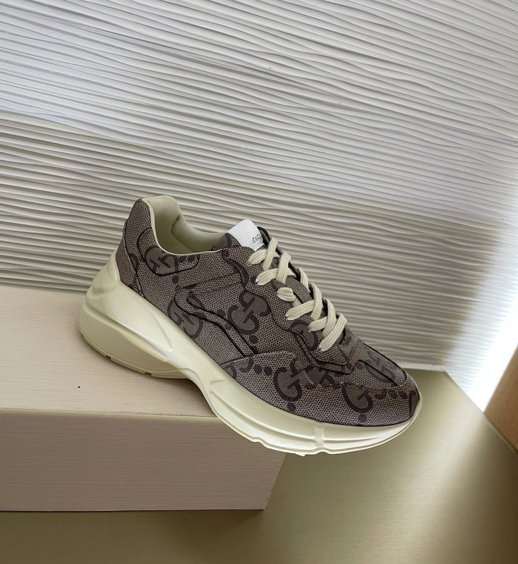 G*u*i sneaker