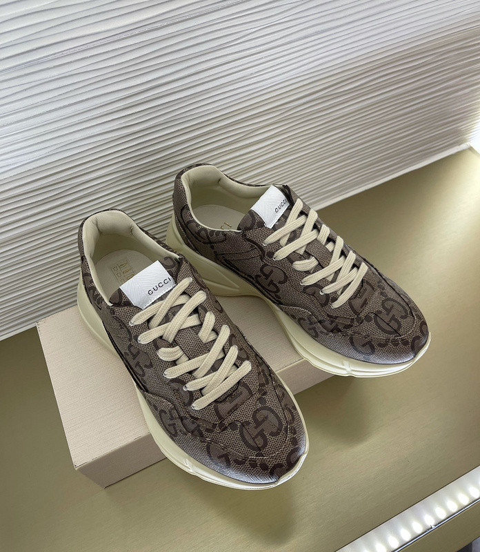 G*u*i sneaker