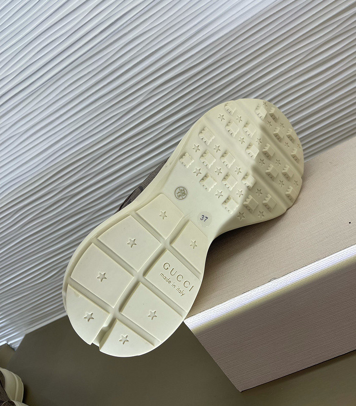 G*u*i sneaker
