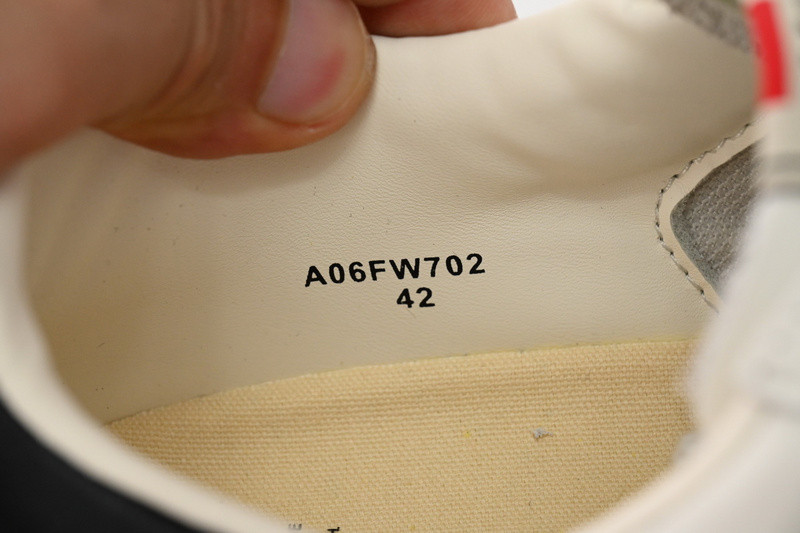 mmy sneaker 0047