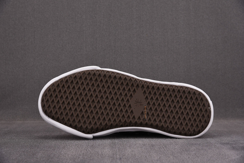 mmy sneaker 001