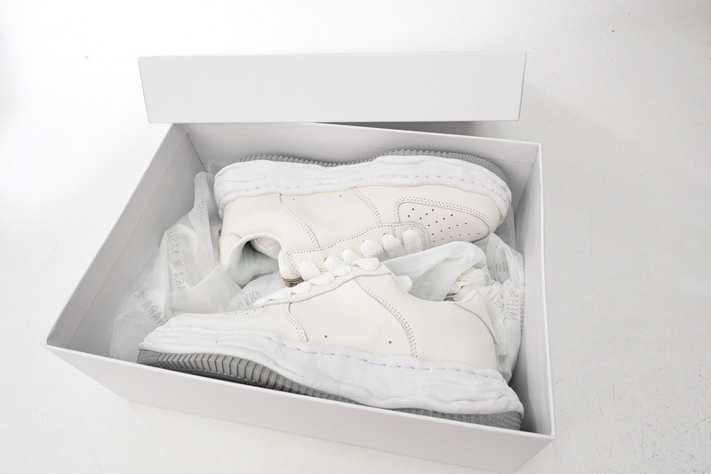 mmy sneaker 0045