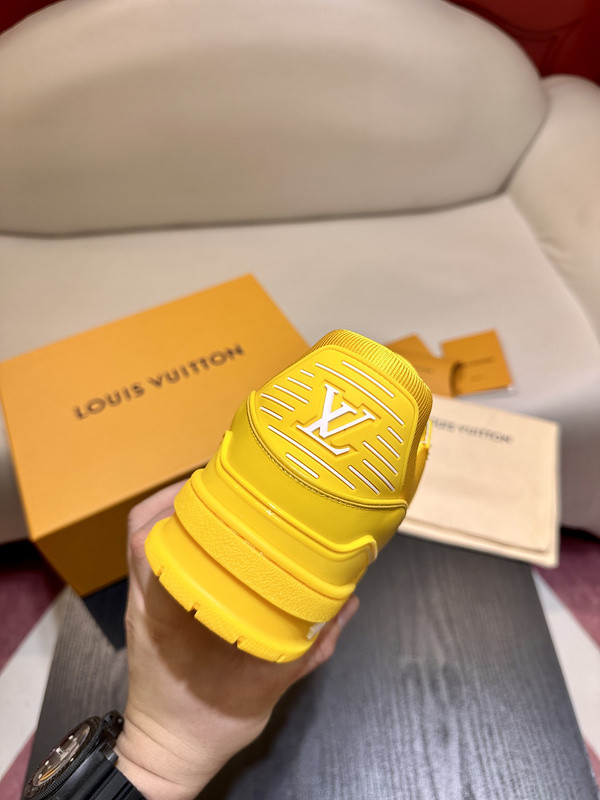 lwe sneaker