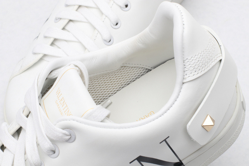 valen1n0 sneaker
