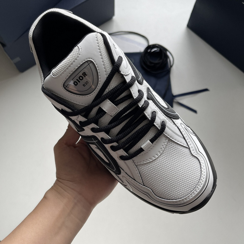 D*or b30 sneaker