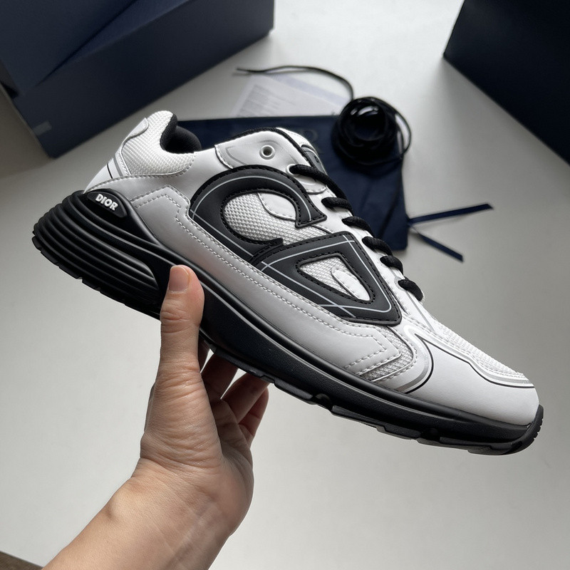 D*or b30 sneaker