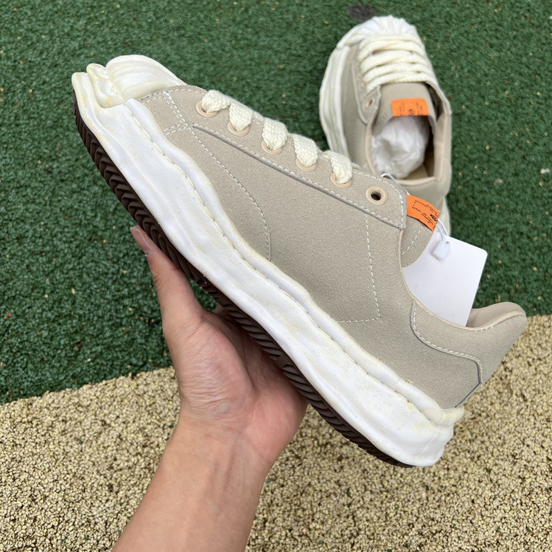 mmy sneaker 0068