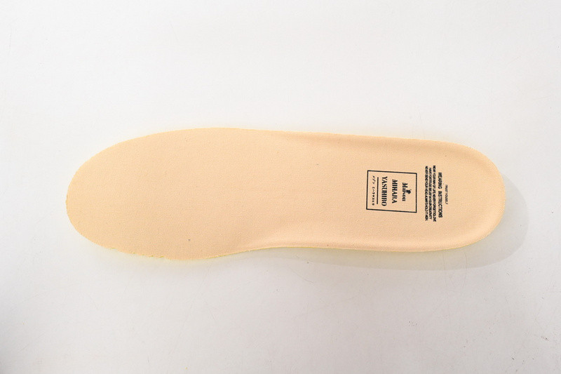 mmy sneaker 0048