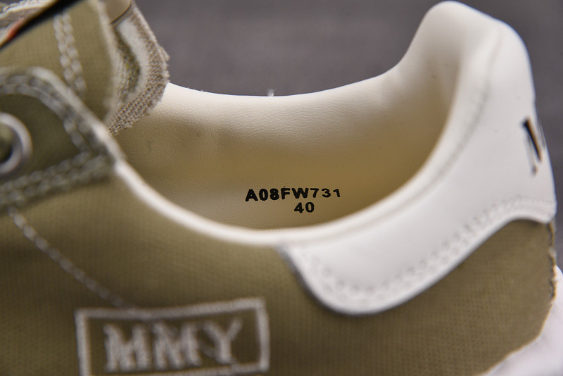mmy sneaker 0010