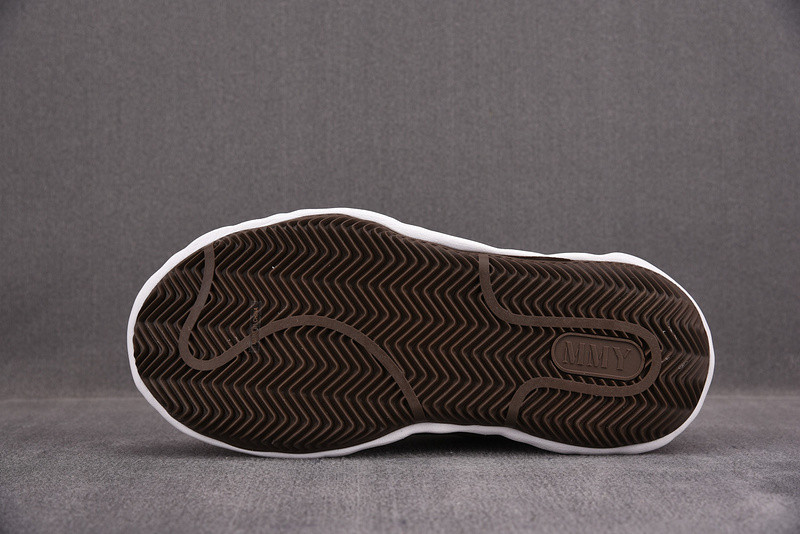 mmy sneaker 0010
