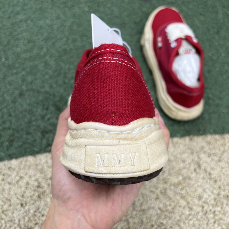 mmy sneaker 0061