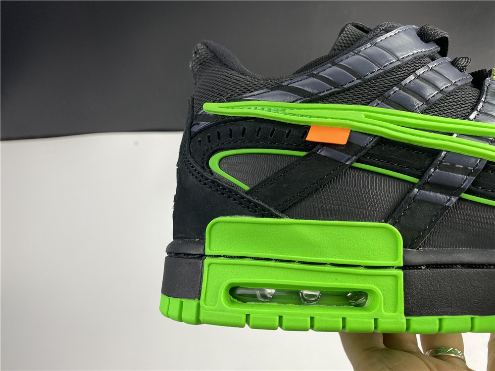 owt x nike air rubber dunk “green strike” cu6015-001