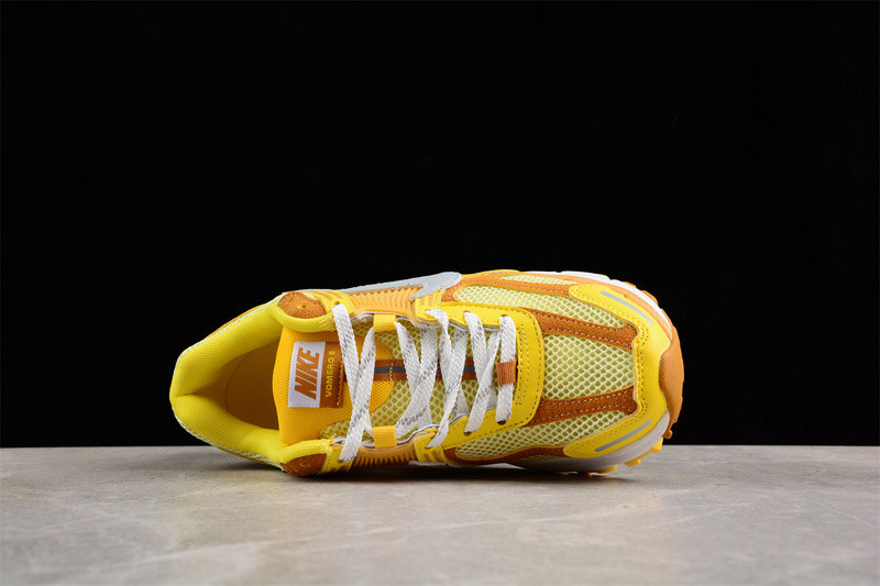 nike zoom vomero 5 yellow ochre fj4453-765