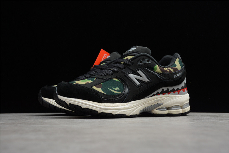 new balance 2002r bape black men
