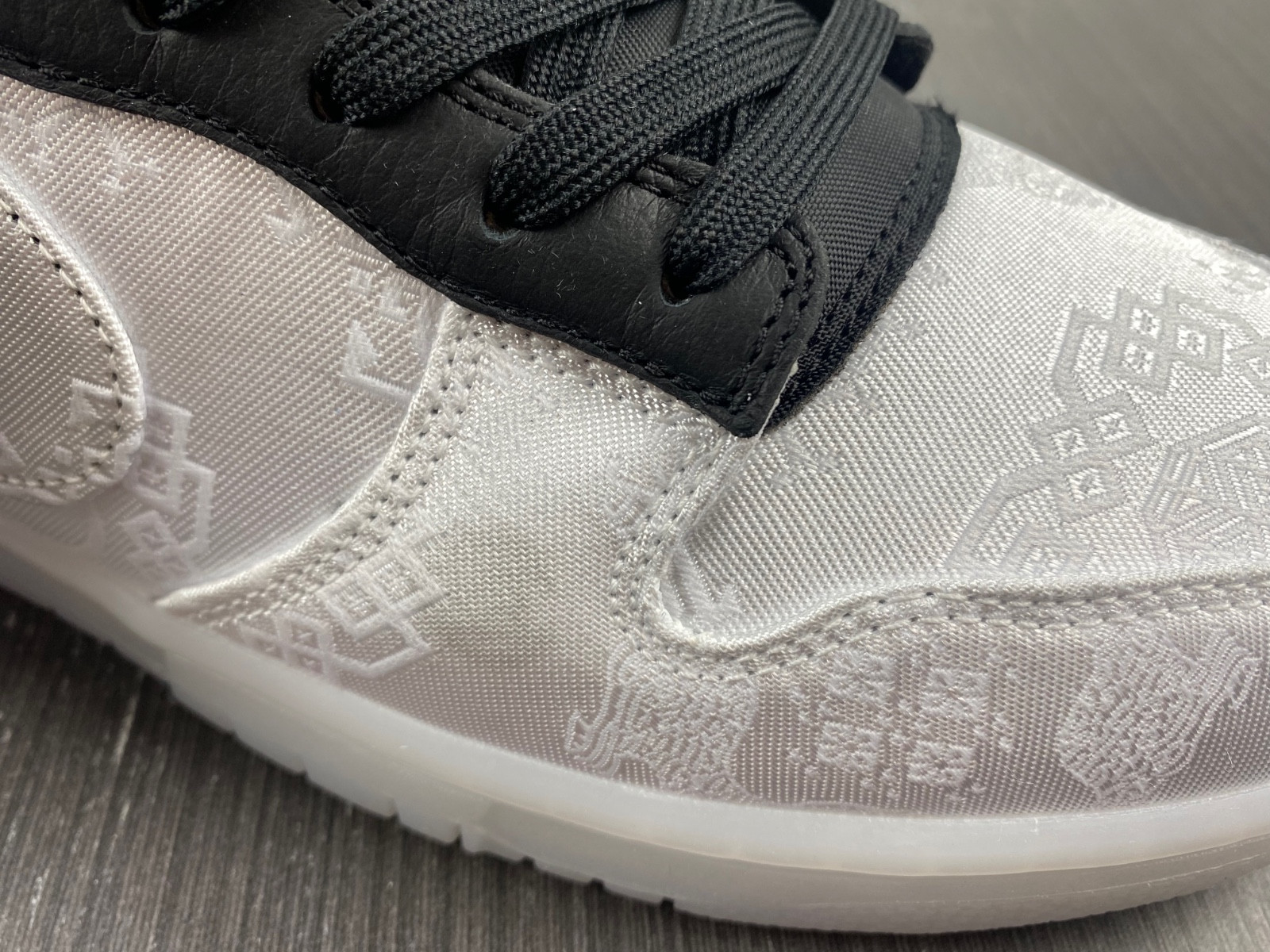 nike dunk low clot x fragment fn0315-110