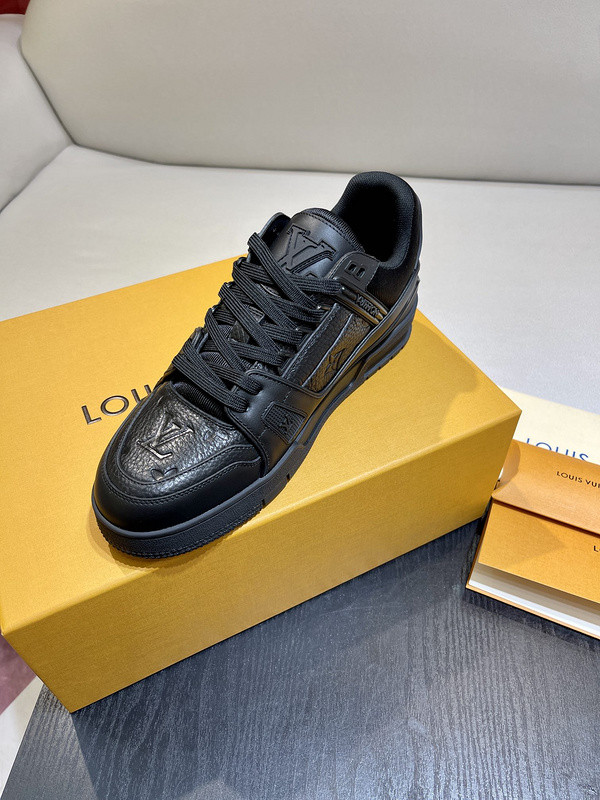 lwe sneaker